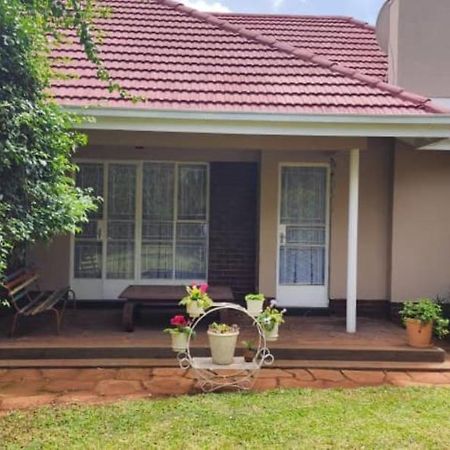 Lovely 3 Bed In Mount Pleasant - 2153 Хараре Экстерьер фото